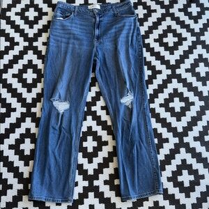 HOLLISTER “Curvy Ultra High Rise” Dad Jeans - 16L